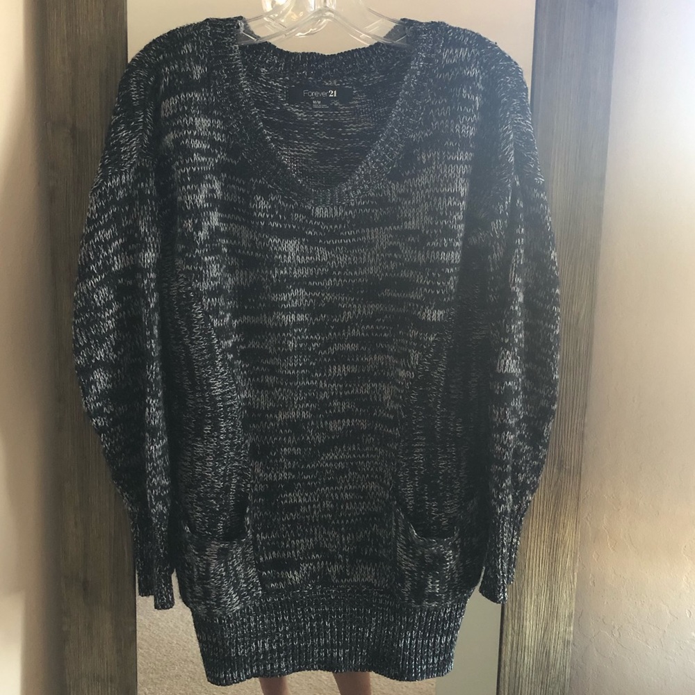 Forever 21 Chunky Marl Knit Oversized Slouchy Sweater w/ Pockets - Gray/Black